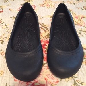 Black Crocs 8 W Slip On. Great condition